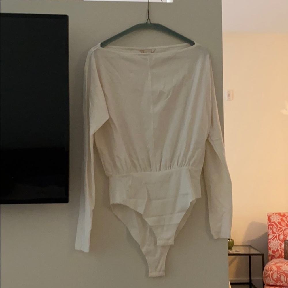 White Long sleeve Bodysuit